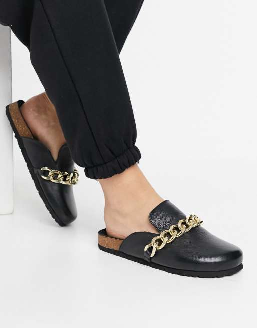 Mules negras de cuero con detalle metálico dorado Molly de ASOS DESIGN
