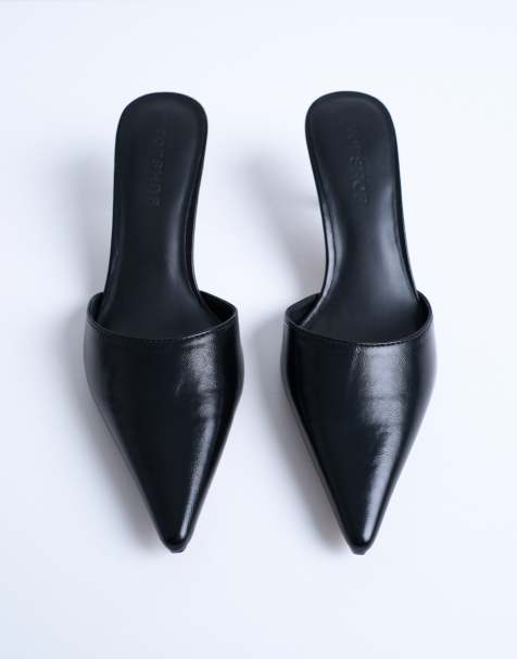 Mules negros de tacón bajo con puntera fina Dorota de Topshop - view 1