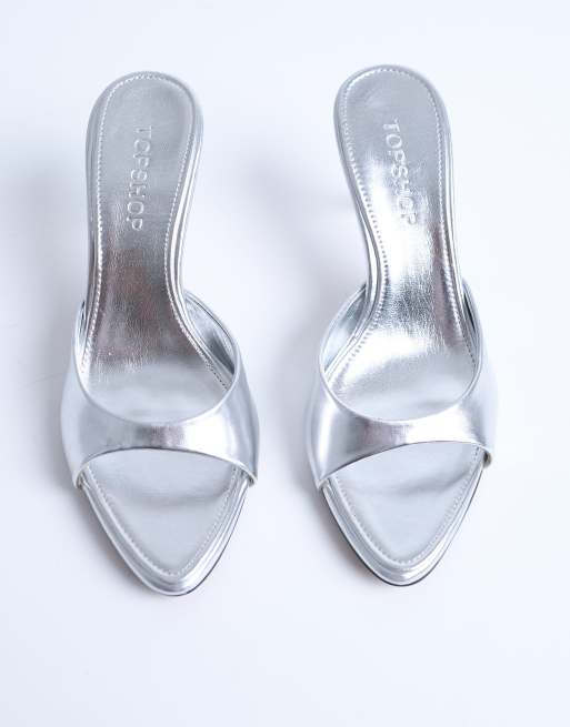 Mules plateados con puntera en punta Isaac de Topshop, 3 de 4