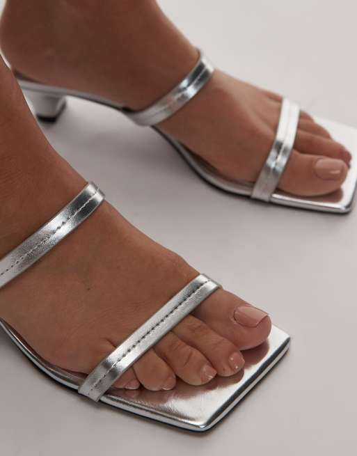 Mules plateados de tacón en forma de cono Izzy de Topshop, 3 de 4
