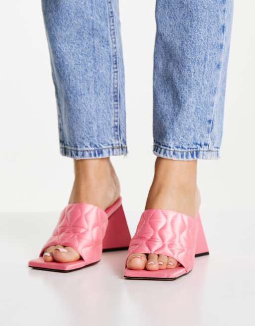 Mules rosas con tacón medio y diseño guateado Racer de Topshop, 3 de 4