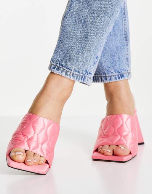 Mules rosas con tacón medio y diseño guateado Racer de Topshop, 4 de 4