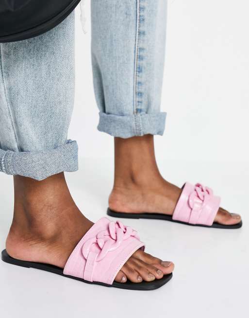Mules rosas efecto cocodrilo con bridón de cadena Tashina de Simmi London, 2 de 4