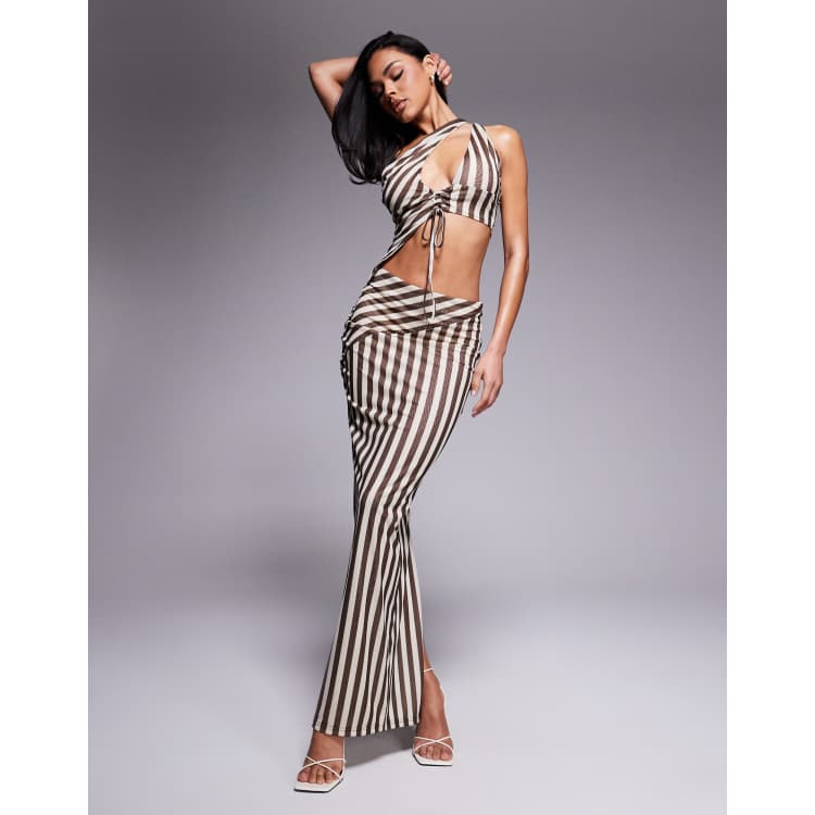 207851538-1-brownstripe?$
