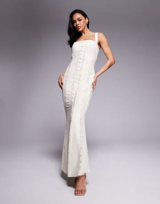Murci - Exklusiv - Maxikleid in Creme mit eckigem Ausschnitt und transparentem Spitzeneinsatz-Weiß