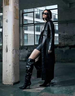 Murci Leather Look Trenchcoat In Black