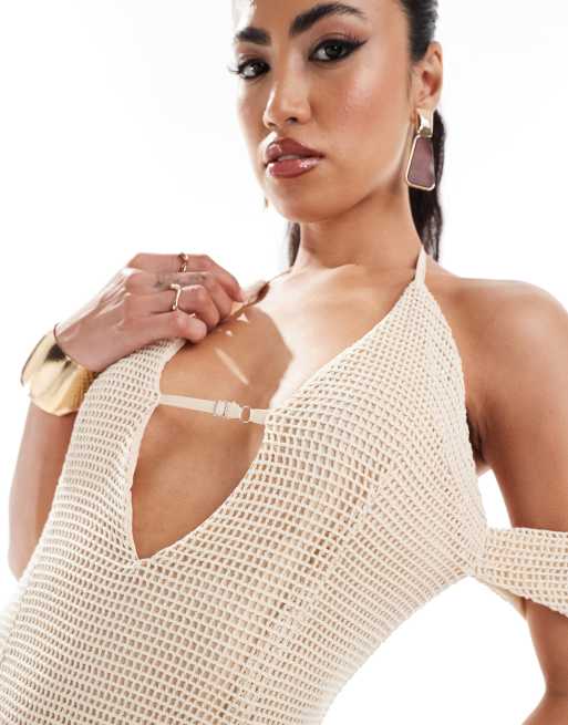 Murci – Maxi-Strickkleid in Cremeweiß mit Neckholder-Träger, Cut-Out und nach hinten abfallendem Saum, 2 von 4