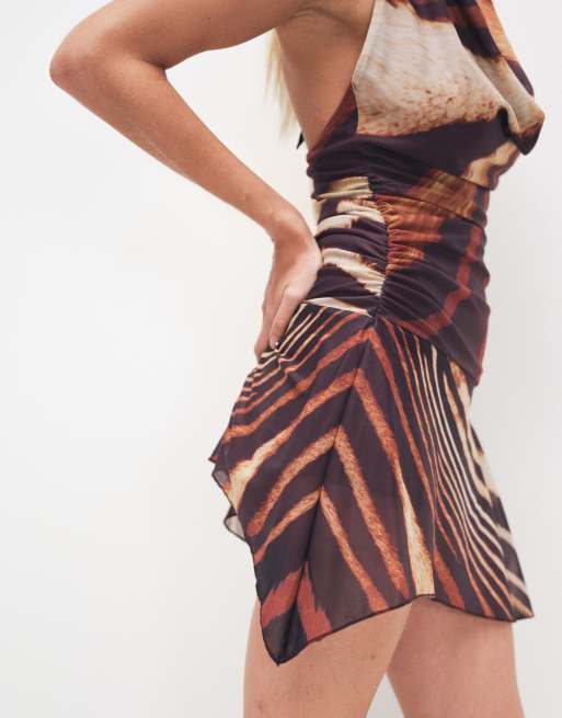 Murci Neckholder-Kleid mit Bindedetail, Wasserfallausschnitt, Raffungen und Animal-Print in Braun, 3 von 7