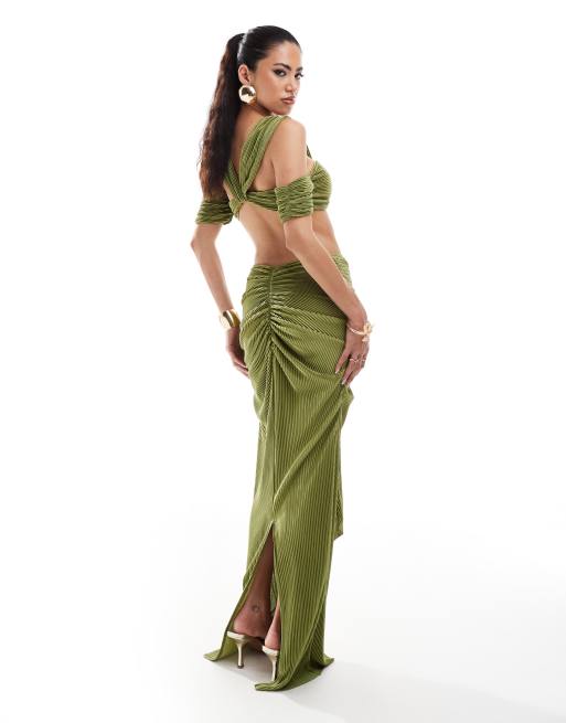 Murci plisse cut out halterneck top and ruched maxi skirt set in green, 3 of 4