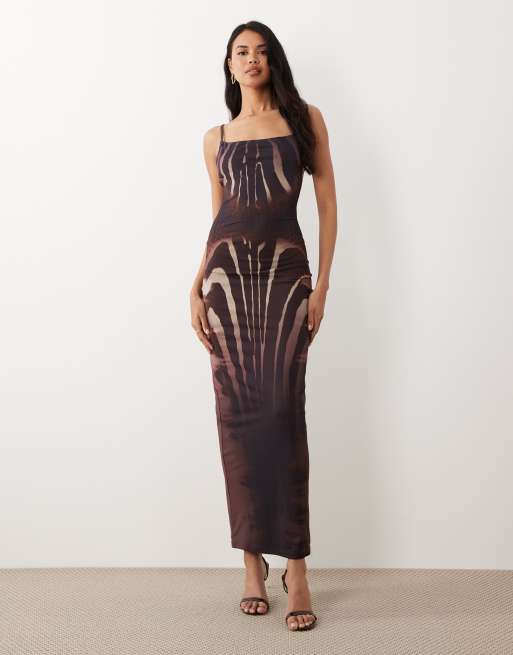 Murci - Premium - Brun formende bodycon-maxikjole i mesh med dyb rund ryg og dyreprint, 2 af 4