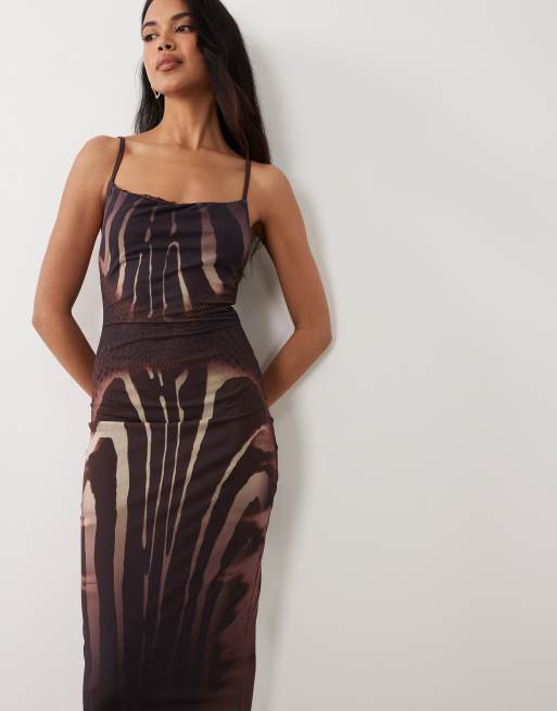 Murci - Premium - Brun formende bodycon-maxikjole i mesh med dyb rund ryg og dyreprint, 3 af 4