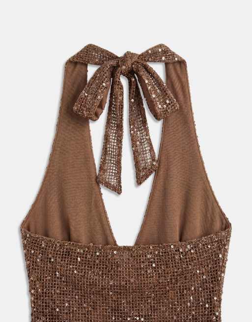 Murci - Robe courte en maille ornée de sequins avec dos nu, décolleté plongeant et taille drapée - Marron clair, 6 de 7