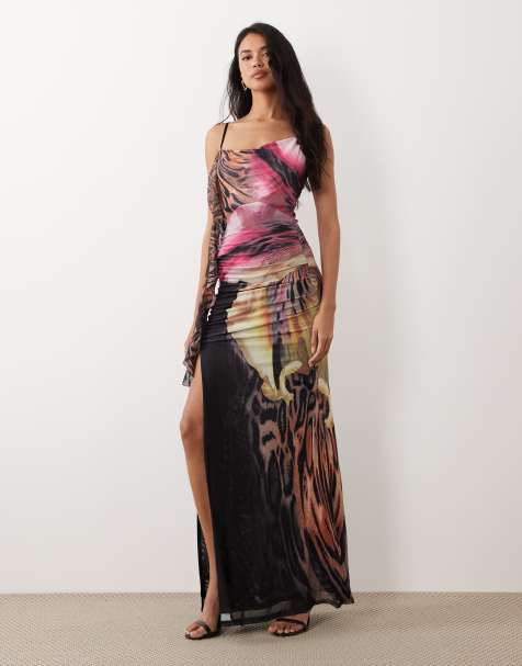 Murci – Siateczkowa sukienka maxi z drapowanym dekoltem, rozcięciem na udzie i wzorem w cętki i orchidee - view 1