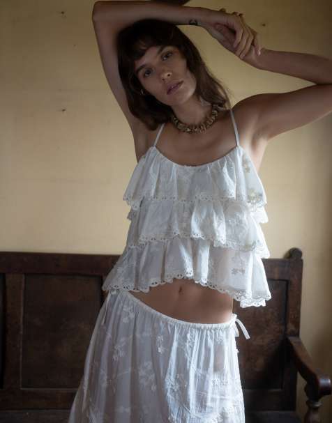 Muse Assembly - Boho top van broderie anglaise met stroken en bandjes in wit, deel van co-ord set - view 1
