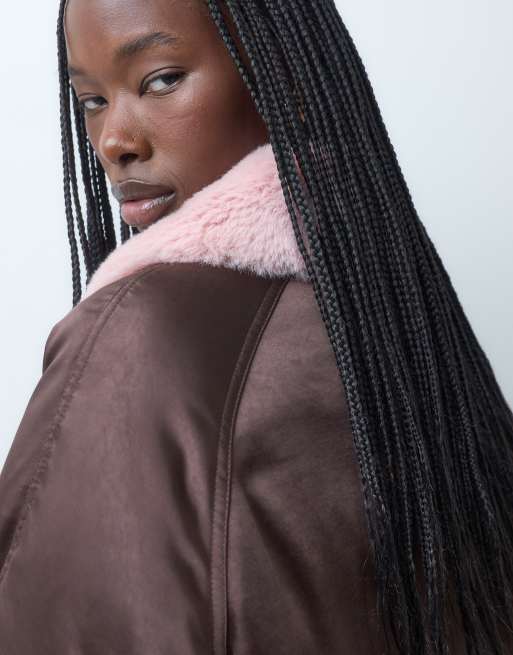 Muse Assembly - chaqueta puffer marrón con cuello de piel sintética, 2 de 5