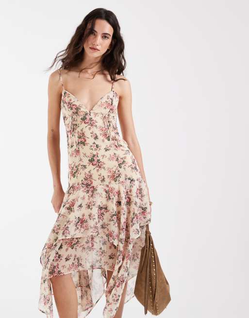 Muse Assembly crinkle chiffon v-neck asymmetric hem midaxi dress in pink floral, 2 of 5