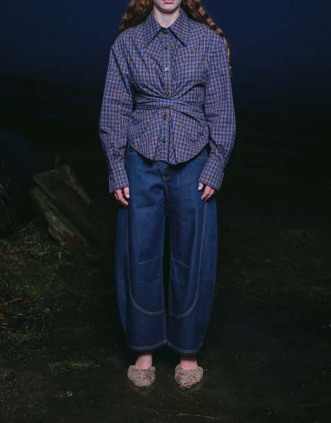 Muse Assembly liane barrel jeans in indigo