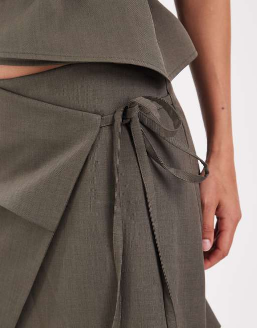 Muse Assembly tie detail milly skrousers in grey co-ord, 6 of 6