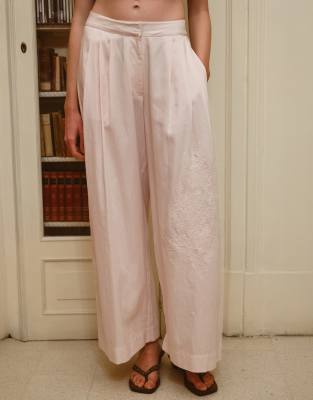 Muse Assembly Viviene Embroidered Pale Pink Tailored Pants
