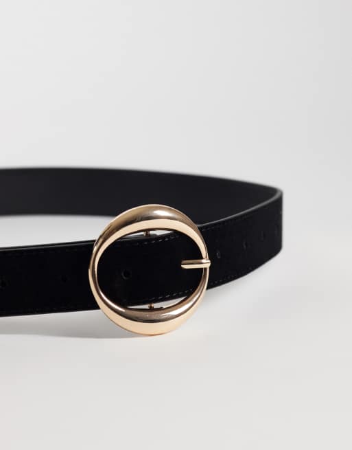 My Accessories belt in black velvet with gold oval buckle, 2 of 3