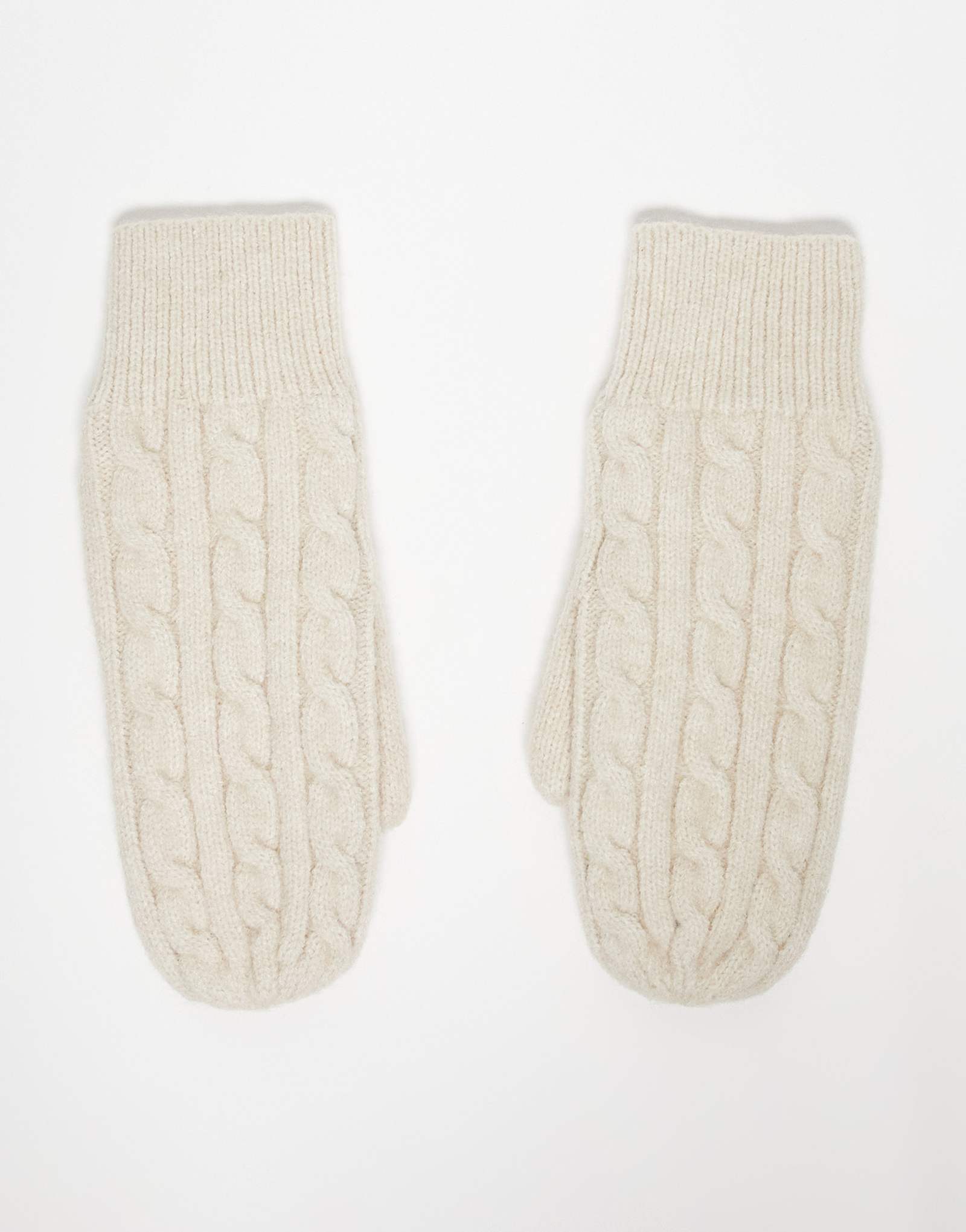 Мои аксессуары вязаные варежки кремового цвета