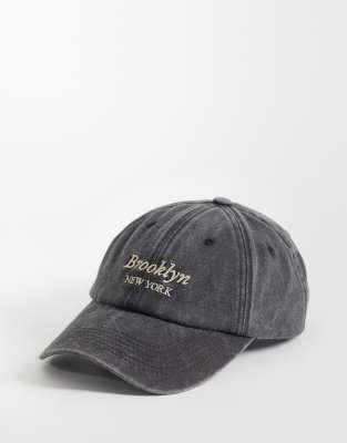 My Accessories Cap With Brooklyn Print In Black