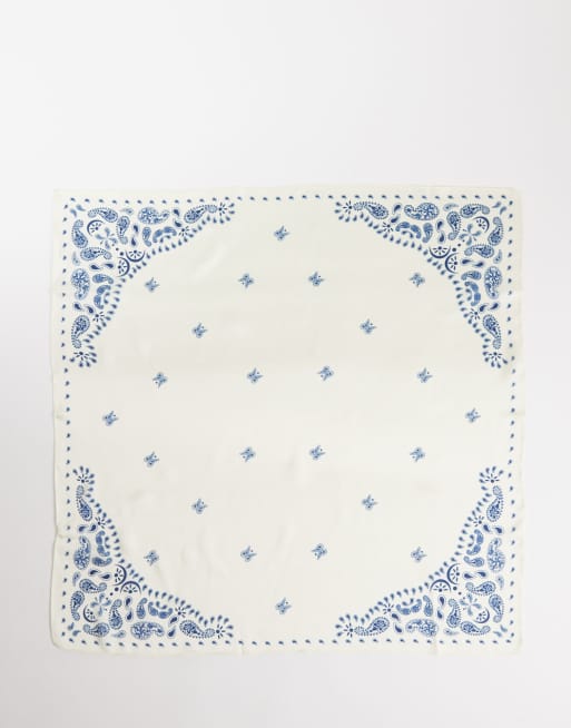 My Accessories - Cremefarvet halsklud i satin med paisley-mønster , 3 af 3