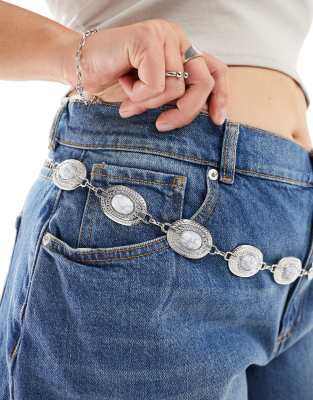 My Accessories Curve white stone chain detail metal belt in silver φωτογραφία