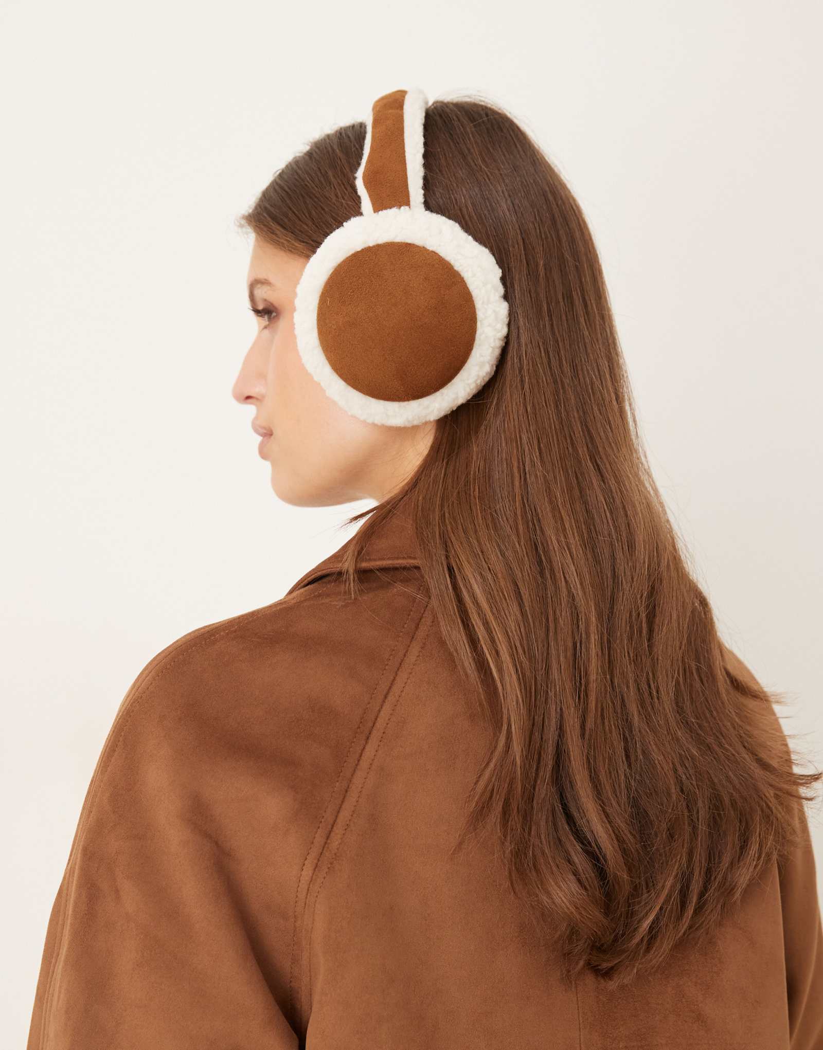 Мои аксессуары коричневые наушники из искусственной замши и борга