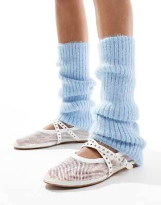 My Accessories fluffy leg warmers in blue φωτογραφία