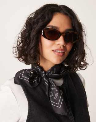 My Accessories - Halstuch in Schwarz mit Paisleymuster-Braun