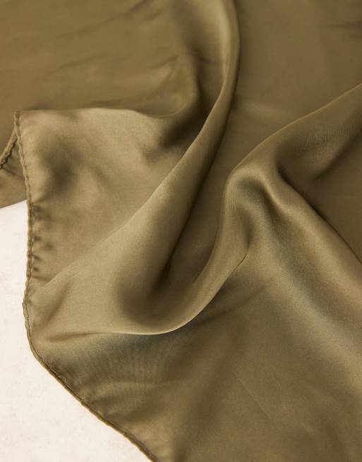 My Accessories - Hoofddoek in olijfgroen , 2 van 3