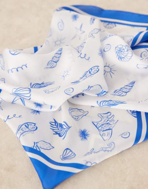 My Accessories - Hvidt bandana-hovedtørklæde med maritimt print i blå , 3 af 3