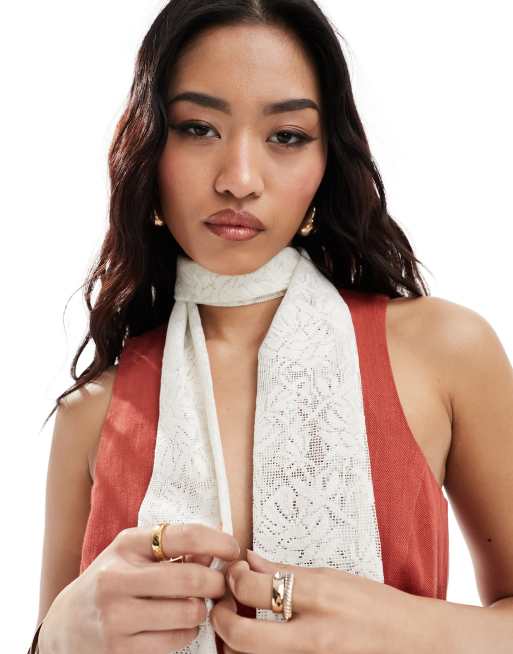 White on sale skinny scarf