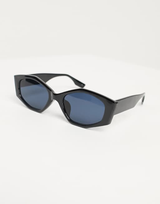 My Accessories London angular chunky sunglasses in black, 3 of 4