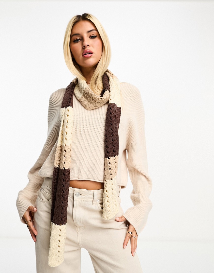 London crochet skinny scarf in brown and beige