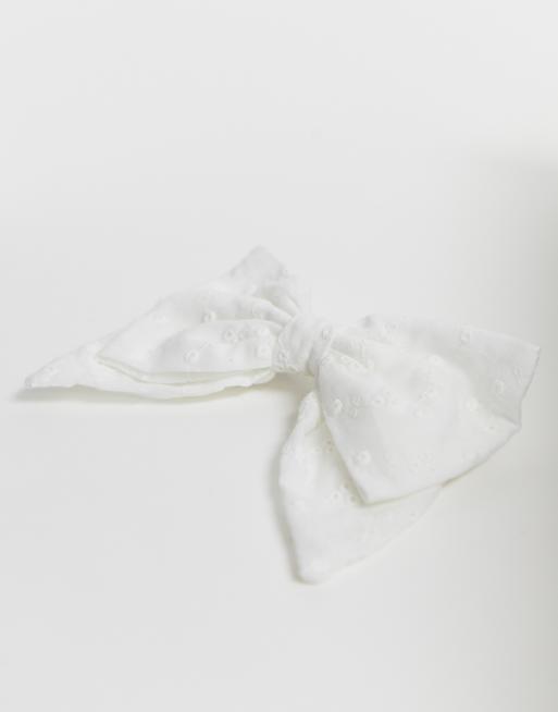 My Accessories London Exclusive white broderie anglais bow, 2 of 4