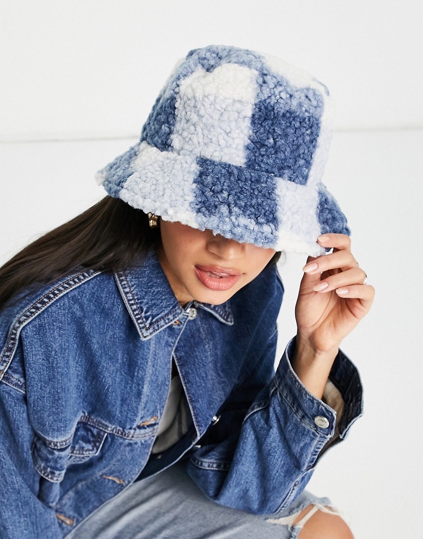 My Accessories London reversible nylon bucket hat in blue check teddy-Blues