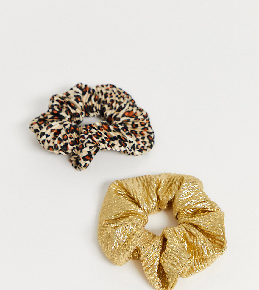 My Accessories London - Set van 2 exclusieve plissé scrunchies in goudkleur en met luipaardprint-Multi