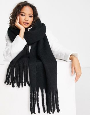 My Accessories London supersoft blanket scarf in black