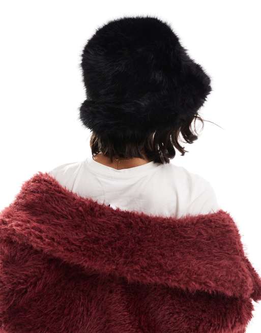 My Accessories – Oversize-Anglerhut aus flauschigem Kunstpelz in Schwarz, 2 von 4