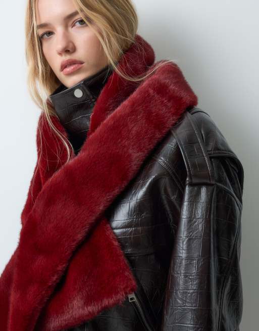 My Accessories oversize statement fluffy scarf in red faux fur, 4 of 5