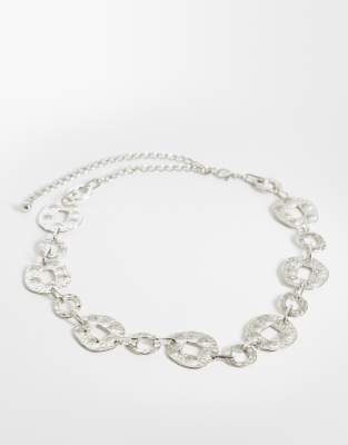 My Accessories Oversized Hammered Circle Belt In Silver