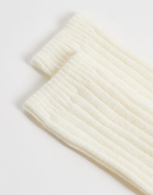 My Accessories ribstrikkede knæstrømper i creme, 2 af 3