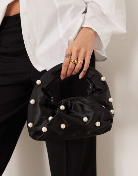 My Accessories – Satin-Handtasche in Schwarz mit Perlenverzierung - view 1