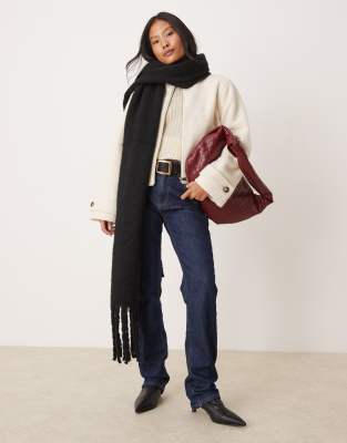 My Accessories My Accessories supersoft blanket scarf in black