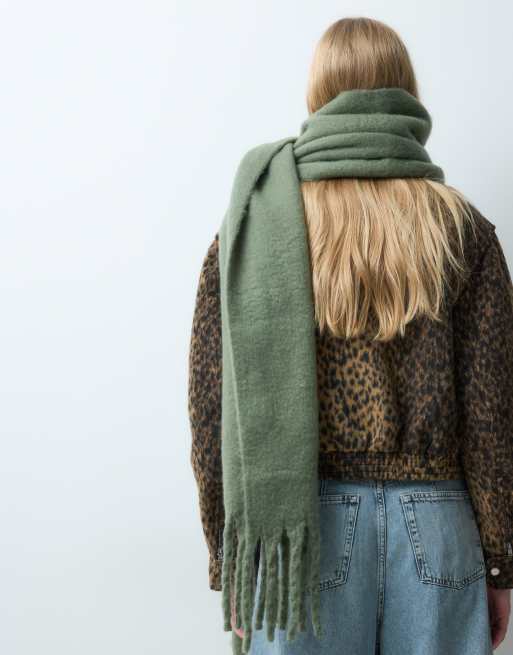 My Accessories supersoft oversized blanket scarf in olive green, 3 of 5