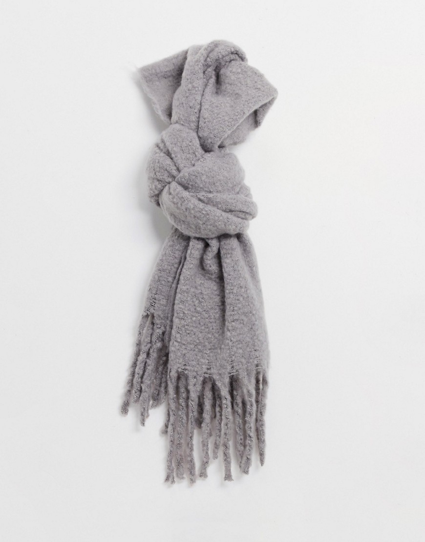 фото Мягкий большой шарф цвета серый меланж svnx