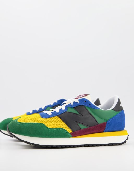 N – 237 – Gröna, blockfärgade sneakers