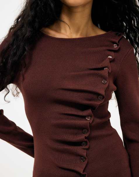 NA-KD Asymmetric buttoned knitted top in brown